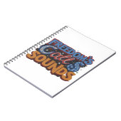 Hier is een notitieboekontwerp met de tekst "Grati Notitieboek (Linkerzijde)