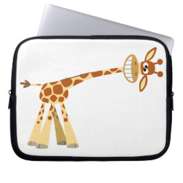 Hier is hij!! cartoon giraffe-laptophoes laptop sleeve