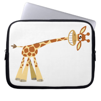 Hier is hij!! cartoon giraffe-laptophoes laptop sleeve