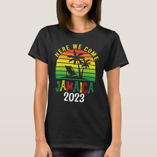 Hier komen we Jamaica 2023 Family Summer Vacation  T-shirt (Voorkant)