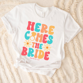 Hier Komt de Bruid Groovy Retro Maatwerk T-shirt