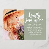 Hier komt de bruid leuk drankje save the date folie uitnodiging (Achterkant)