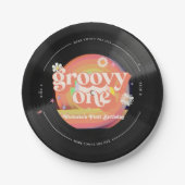 Hier komt de ene groovy vinyl 1e verjaardag papieren bordje (Voorkant)