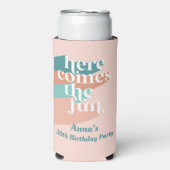 Hier komt de Fun Birthday Bachelorett Koelbox Seltzer Blikjeskoeler (Seltzer Voorkant)