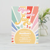 Hier komt de Fun Boho Sunshine Birthday Party Kaart (Staand voorkant)