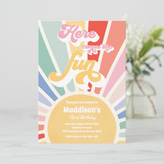 Hier komt de Fun Boho Sunshine Birthday Party Kaart (Staand voorkant)