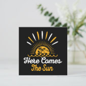 Hier Komt De Zon (Staand voorkant)