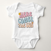 Hier komt de zon Baby bodysuit (Voorkant)