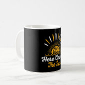 Hier Komt De Zon Koffiemok (Voorkant links)