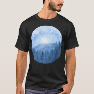 Hier komt de zon - mistig bos - blauw t-shirt