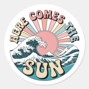 Hier komt de zon - Retro Summer Vibes Ronde Sticker