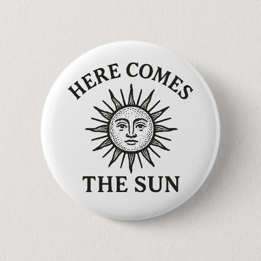 Hier Komt De Zon Ronde Button 5,7 Cm (Voorkant)