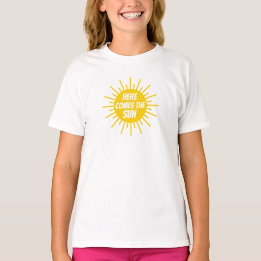 Hier komt de zon T-shirt (Voorkant)