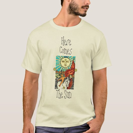 Hier komt de zon t-shirt (Voorkant)