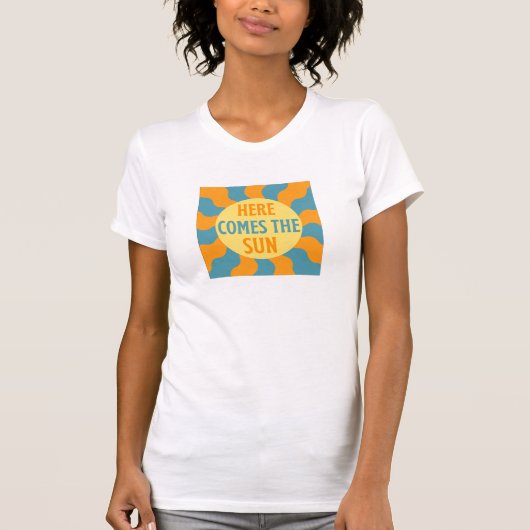 Hier komt de zon T-shirt (Voorkant)