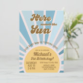 Hier komt de zonjongen van de eerste verjaardag ui kaart (Staand voorkant)