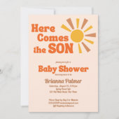 Hier komt de zoon baby shower groovy retro kaart (Voorkant)