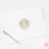 Hier komt de zoon zonneschijn Baby shower gunst Ronde Sticker (Envelop)