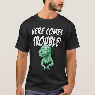 Hier komt een dino voor een dinosaurus t-shirt