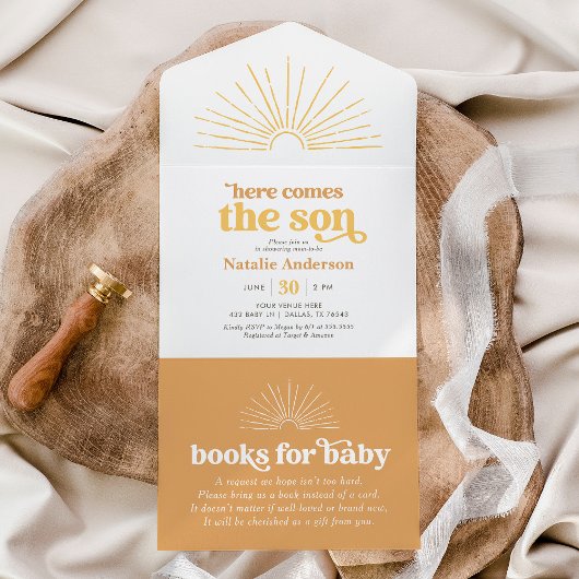 Hier komt het Baby shower van Son Sunshine All In One Uitnodiging