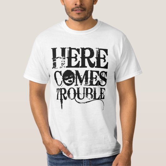 Hier komt het Shirt met problemen (Voorkant)