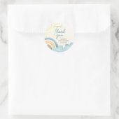 Hier komt het Son Retro Baby shower Ronde Sticker (Tas)