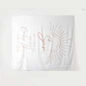 Hier komt het Sun Boho Baby shower Wandkleed (Voorkant (horizontaal))