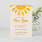 Hier komt het Sun Gender Neutral-Boho Baby shower Kaart (Staand voorkant)