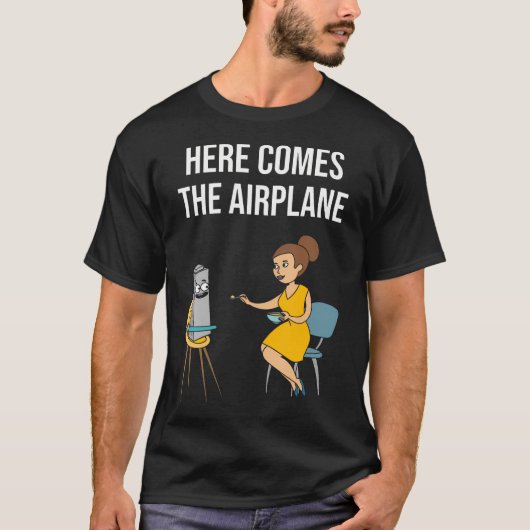 Hier komt het vliegtuig t-shirt (Voorkant)