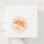 Hier komt het zoontje boho geel Baby shower Bedankjes Labels (In situ)