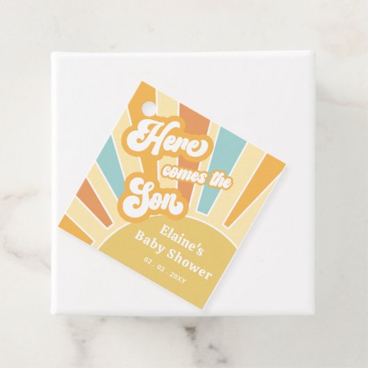 Hier komt het zoontje boho retro baby shower bedankjes labels (In situ)
