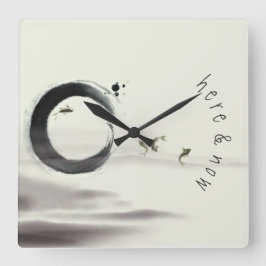 Hier & nu / Zen Circle Enso Koi Brush Painting Vierkante Klok