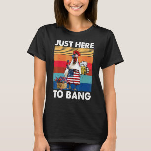 Hier om Usa Vlag Kip Bier Vuurwerk 4 te slaan T-shirt