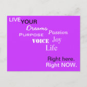 HIER. OP DIT MOMENT. Briefkaart (Voorkant)