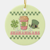 Hier voor de Shenanigans Keramisch Ornament (Voorkant)