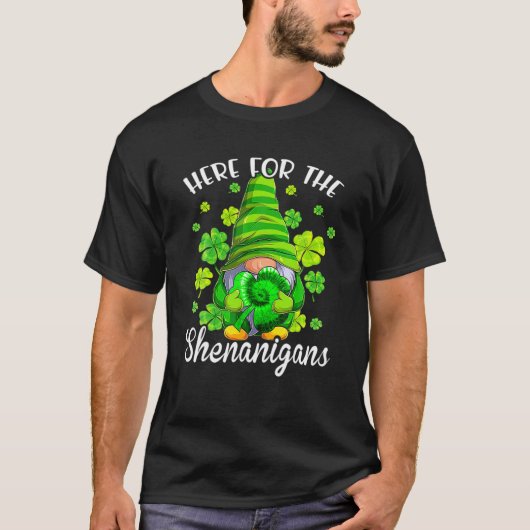 Hier voor de Shenanigans Patrick's Day Gnome T-shirt (Voorkant)