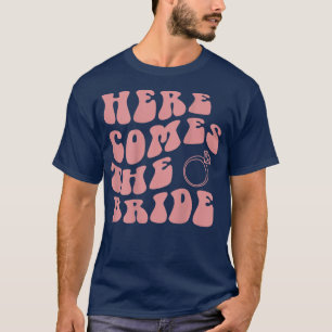 Hier zie je de bride Ring esthetische trend T-shirt