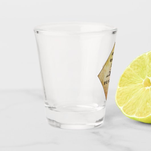 Hier zijn er tekenen shot glas (Links)