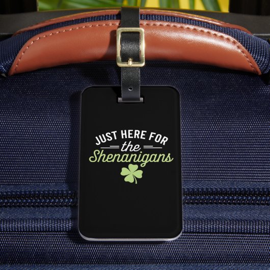 Hier zijn we voor de Shenanigans St Patrick's Day Bagagelabel (Voorkant Insitu 2)