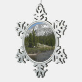 High Country Mountain Stream II in Yosemite Tin Sneeuwvlok Ornament (Rechts)