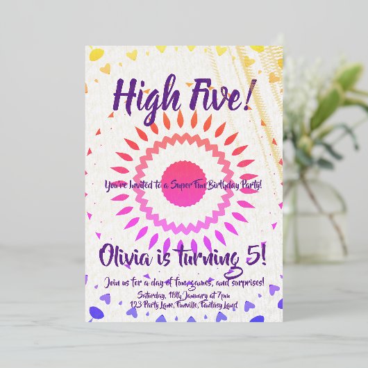 High Five! 5e verjaardag Folie Uitnodiging (Staand Voorkant)