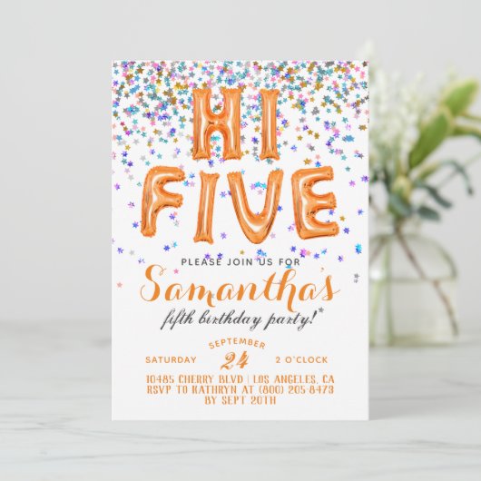 High Five 5th Birthday Confetti Invitation Kaart (Staand voorkant)