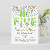 High Five 5th Birthday Confetti Invitation Kaart (Staand voorkant)