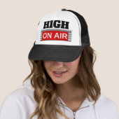 HIGH ON AIR (2) TRUCKER PET (In situ)