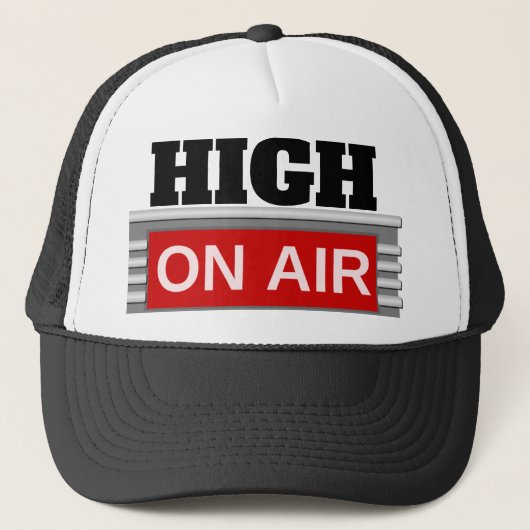 HIGH ON AIR (2) TRUCKER PET (Voorkant)