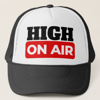 HIGH ON AIR TRUCKER PET
