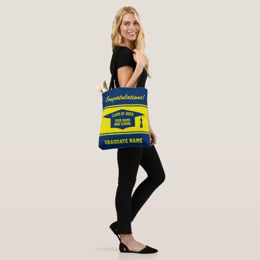 High school Afstuderen Day Class of 2024 op maat Tote Bag (Op model)