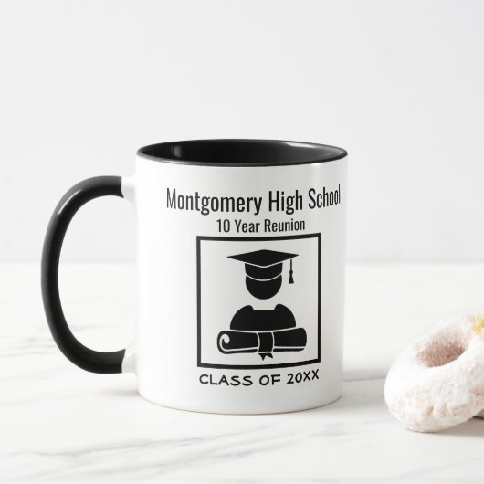 High School Reunion Custom Black Minimalist Mok (Met donut)