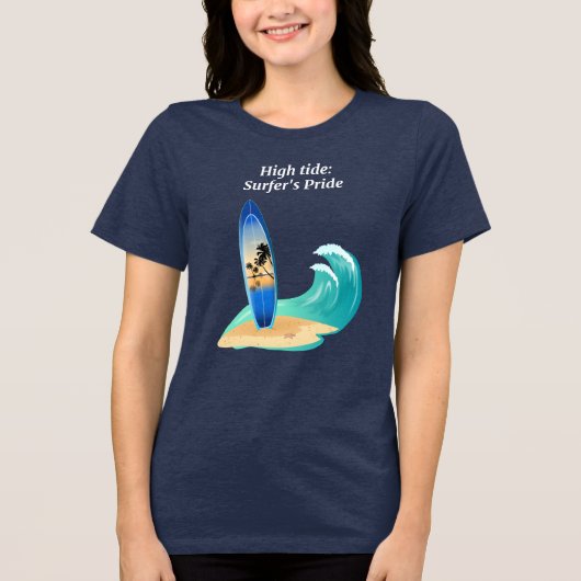 "High Tide: Surfer's Pride" avontuurlijke oceaan s Tri-Blend Shirt (Voorkant)