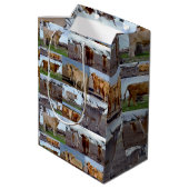 Highland Glory: een fotocollage van majestueuze Ko Medium Cadeauzakje (Achterkant Gekanteld)